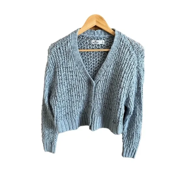 Hollister comfy, cozy rib stitch woman’s sweater - Picture 1 of 11